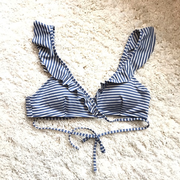 aerie Other - AE Aerie wrap-around, flutter sleeve swim suit top